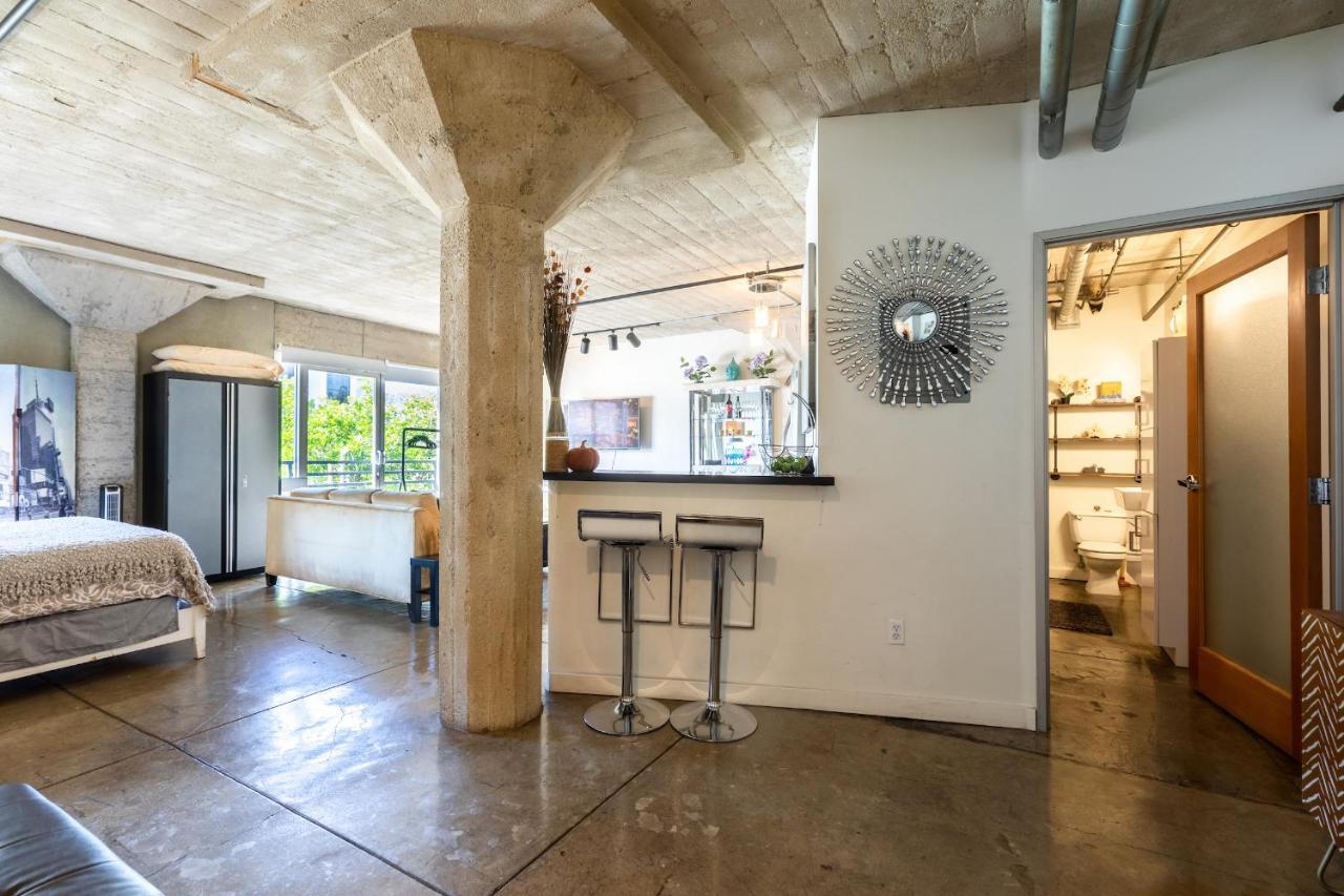 Charming Lofts In The Heart Of Hollywood Los Angeles Exterior photo